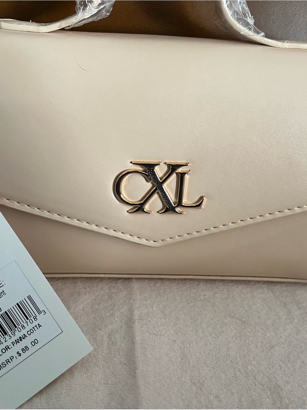 CXL Panna Cotta Leather Crossbody Bag in Panna Cotta Beige